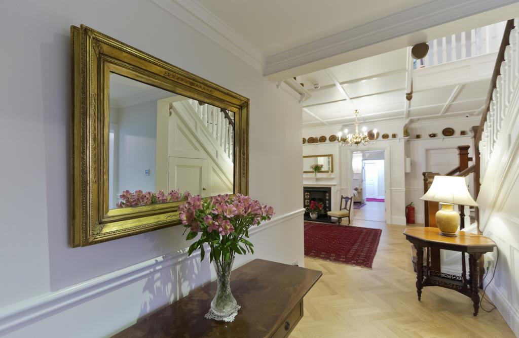 كنغستون أبون تامْسْ Ditton Lodge المظهر الخارجي الصورة